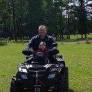 Meet your Posher, Everett